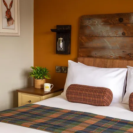 The Crown Inn Pooley Bridge-3