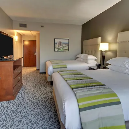 Drury Inn & Suites Cleveland Beachwood-3