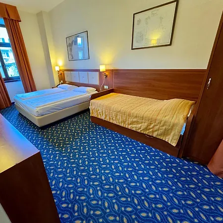 Lake Hotel Benaco-2