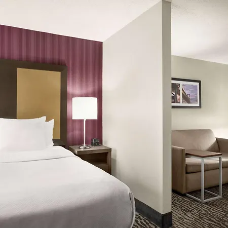 La Quinta By Wyndham Newark - Elkton-2