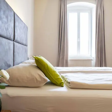 Eee Hotel Perg-3