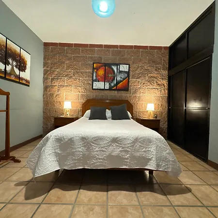 Hotel La Roca-2