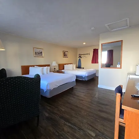 Travelodge By Wyndham Port Elgin-3