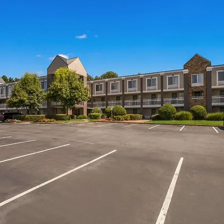 Quality Inn Northlake-3
