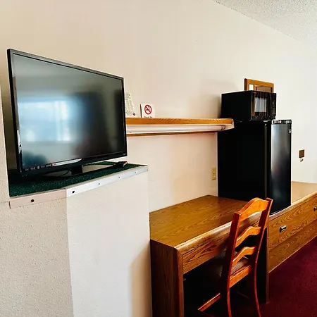 American Inn Ozark-2