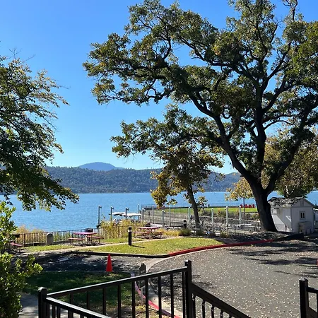 Clear Lake Cottages & Marina-3