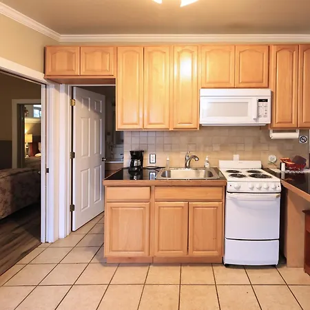 Beachwood Condos & Resort-3