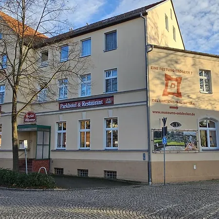 Parkhotel Senftenberg-2