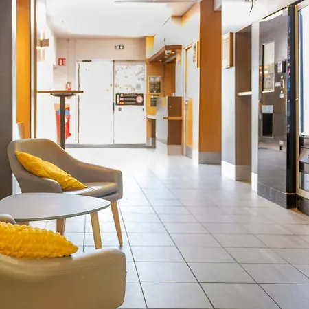B&B HOTEL Nantes Rezé St Sébastien-2