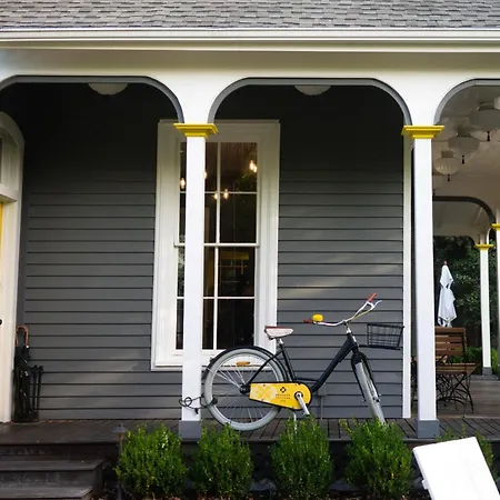 Brannan Cottage Inn-2