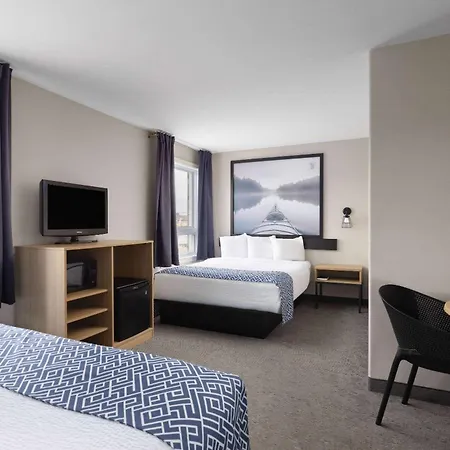 Super 8 By Wyndham St-Jerome-3