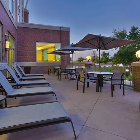 Courtyard Omaha La Vista-2