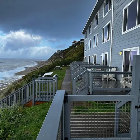 West Beach Suites-3