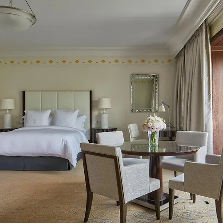 Four Seasons Hotel Gresham Palace Budapest-3