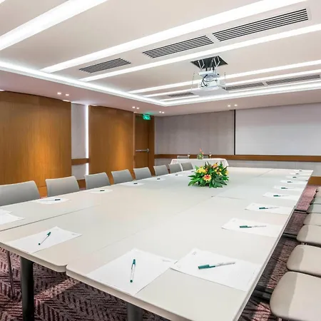 Courtyard By Marriott Bogota Airport-3