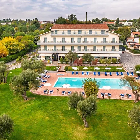 Hotel Villa Paradiso Suite-2