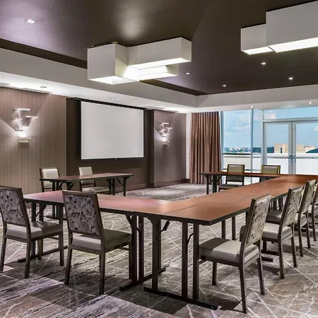 Ac Hotel By Marriott Charlotte City Center-2