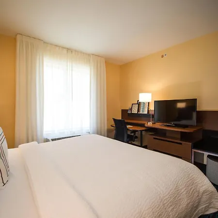 Fairfield By Marriott Cambridge-3