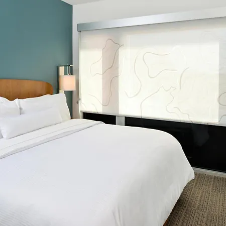 Element By Marriott Overland Park-2