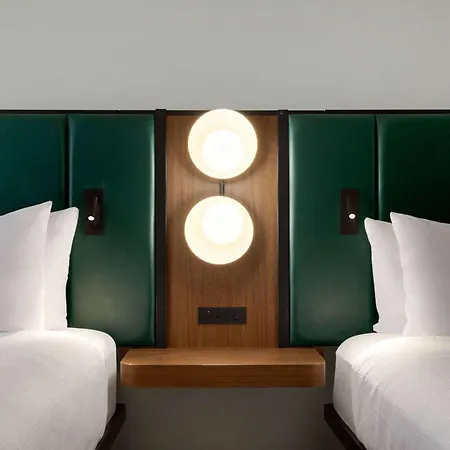 Wingate By Wyndham Green Bay-3