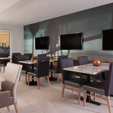 Towneplace Suites By Marriott Charleston Airport/Convention Center-2