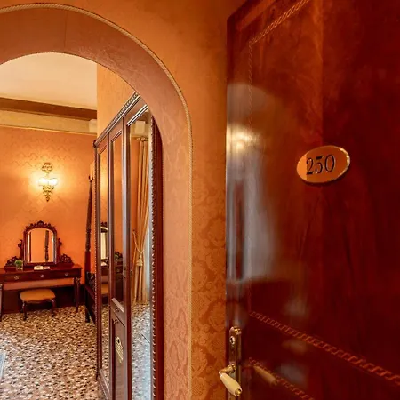 Hotel Al Ponte Dei Sospiri-2