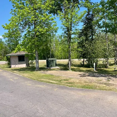 Trails Inn Quadna Mountain Motel & Rv Park-2