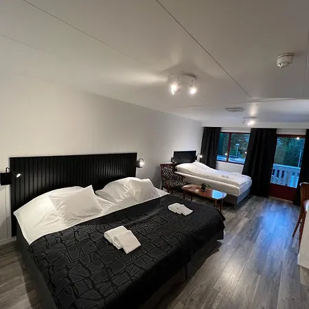Vesterland Feriepark Hytter, Hotell Og Leikeland-2