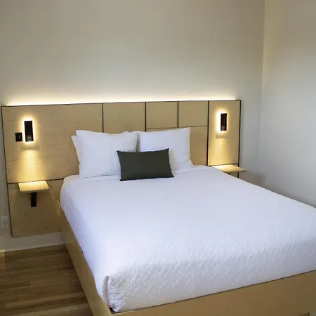 Leland House Suites Of Durango-3