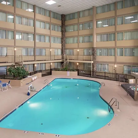Wyndham Garden Westlake-2