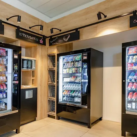Plaza Premium Almere-3
