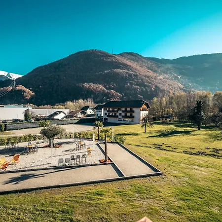 Hotel Base Camp Lodge - Albertville-3