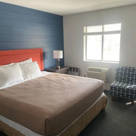 Flagship Inn-3