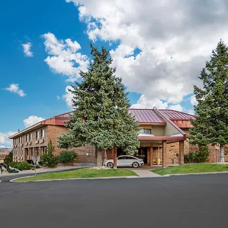 Best Western Plus Landmark Inn-2