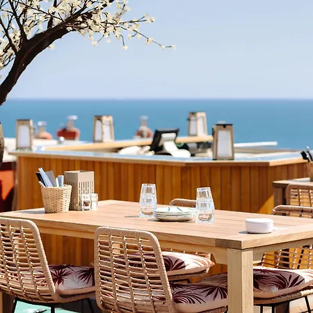 Ac Hotel By Marriott Nice-2