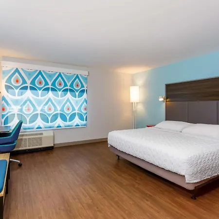 Tru By Hilton Panama City Beach-3