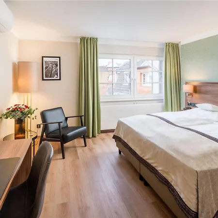 Best Western Plus Hotel Excelsior-3