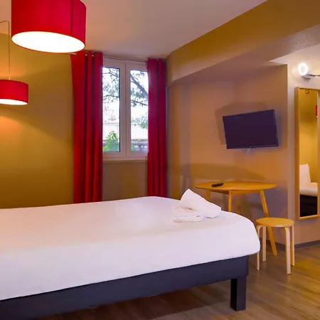 Ibis Arles-2