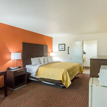 Quality Inn Amarillo I-40 East-3