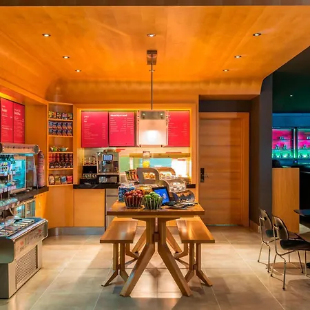 Aloft By Marriott Abu Dhabi-2