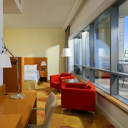 Courtyard By Marriott Budapest City Center-2