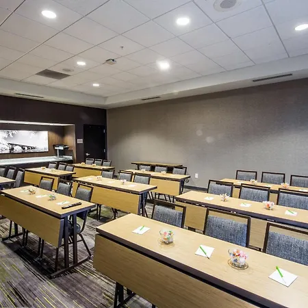 Courtyard By Marriott Columbia Cayce-3