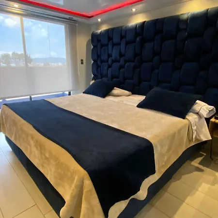 Hotel Funza Real-3