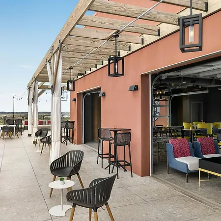 Aloft By Marriott Wilmington At Coastline Center-3