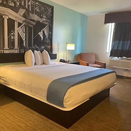Super 8 By Wyndham Lynchburg Va-2