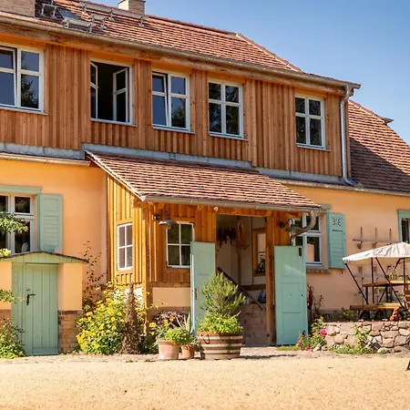 Gut Leben Landresort-3
