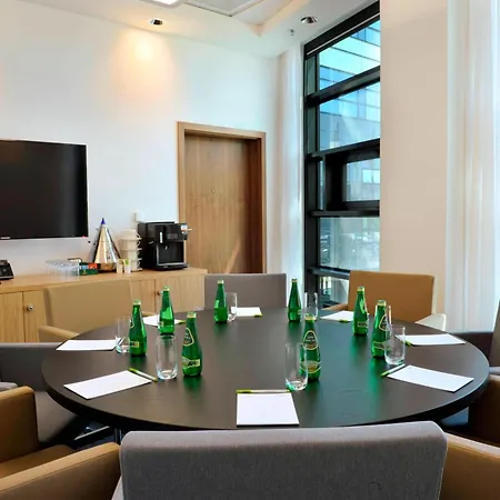 Courtyard By Marriott Gdynia Waterfront-2