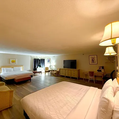 Presque Isle Hotel-3