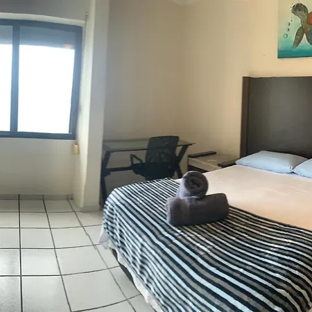 Ocean View Apartments & Rooms 500 Meters Isla Mujeres Ferrys-3