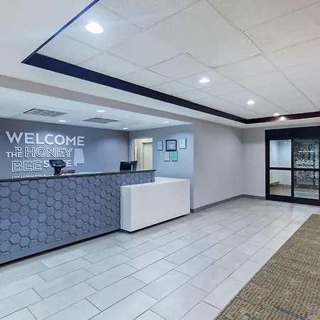 Hampton Inn Selma-2